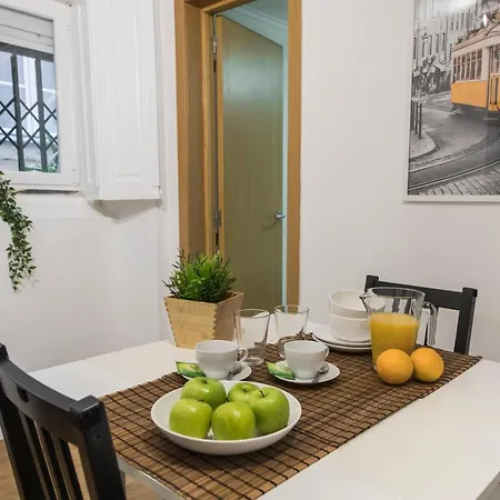 Alfama Typical Beco Dos Ramos Apartament Lizbona